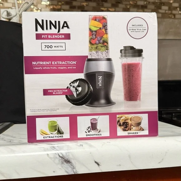 Ninja Fit Blender - Black and Silver - Picture 5 of 6